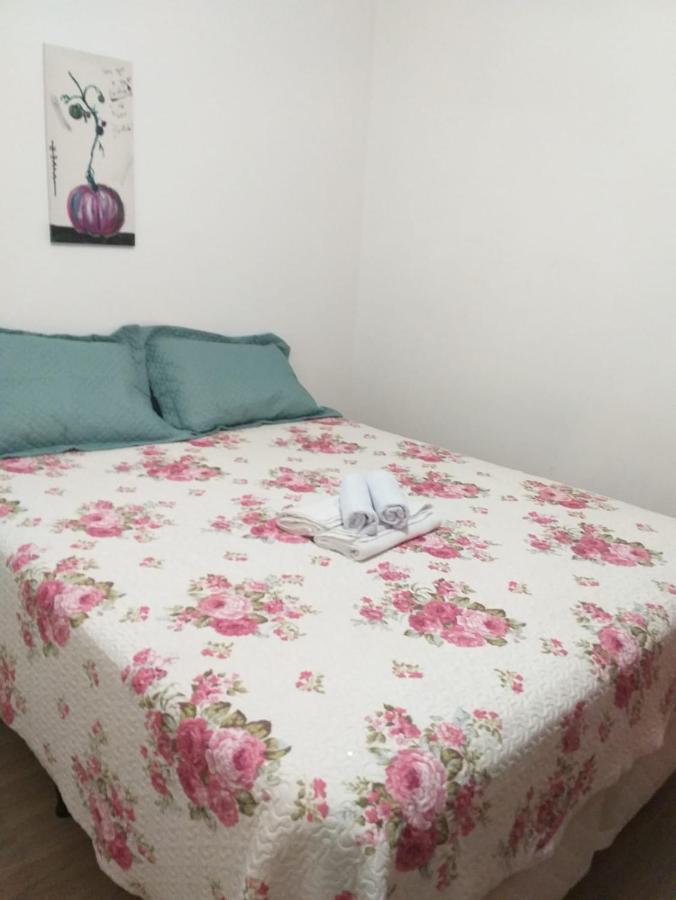 Kitnet Espacosa E Bem Localizada - Proximo Ao E Centro De Eventos