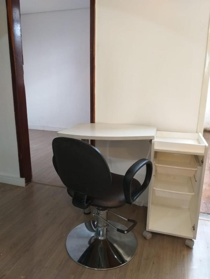 Holiday home Kitnet Espacosa E Bem Localizada - Proximo Ao E Centro De Eventos *